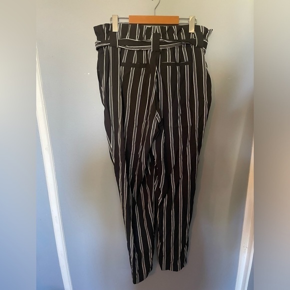TWIK striped  paper bag pant - Picture 4 of 7